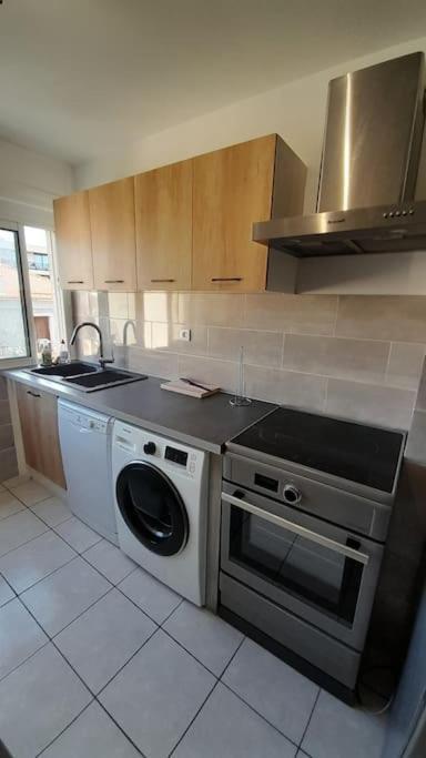 Appartement Lumineux Et Central Propriano  Extérieur photo